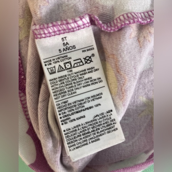 Old Navy Clouds & Rainbows Purple Short Sleeve T-Shirt & Shorts Pajama, Size 5T - Picture 9 of 9